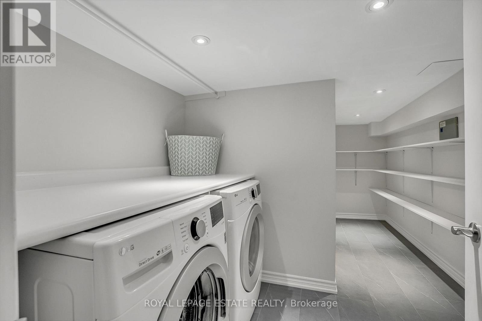 180 Withrow Avenue, Toronto, Ontario  M4K 1E1 - Photo 40 - E12555484