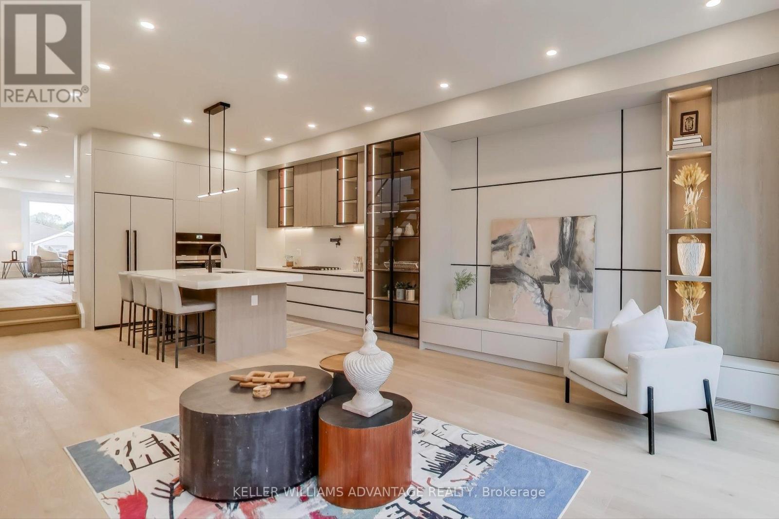 102 Yardley Avenue, Toronto, Ontario  M4B 2B1 - Photo 13 - E12555486