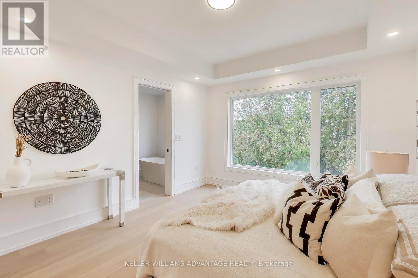 102 Yardley Avenue, Toronto, Ontario  M4B 2B1 - Photo 17 - E12555486