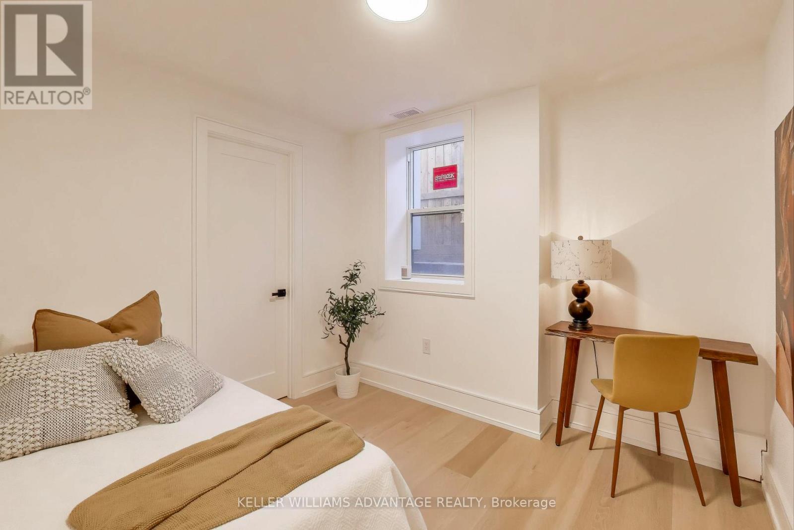 102 Yardley Avenue, Toronto, Ontario  M4B 2B1 - Photo 35 - E12555486