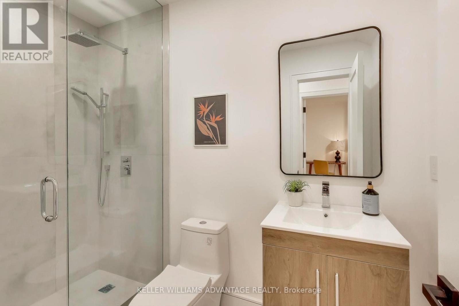 102 Yardley Avenue, Toronto, Ontario  M4B 2B1 - Photo 37 - E12555486