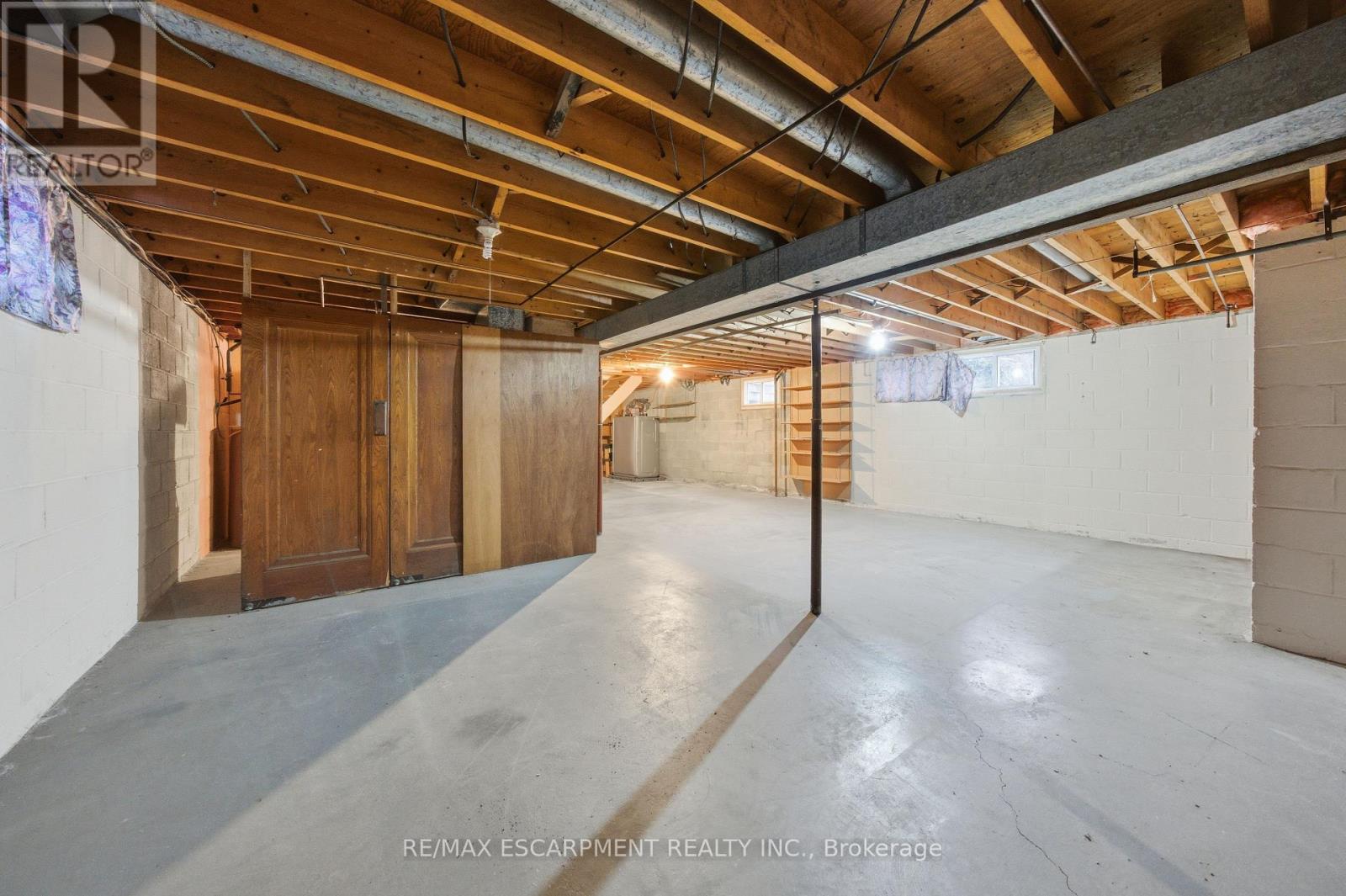 8 Fawell Avenue, St. Catharines, Ontario L2S 2V4 - Photo 29 - X12546734