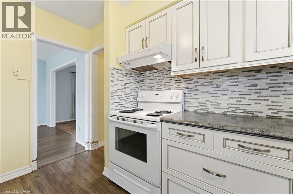 144 Hoover Crescent, Hamilton, Ontario L9A 3H3 - Photo 12 - 40788393