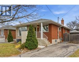 144 HOOVER Crescent, Hamilton, Ontario
