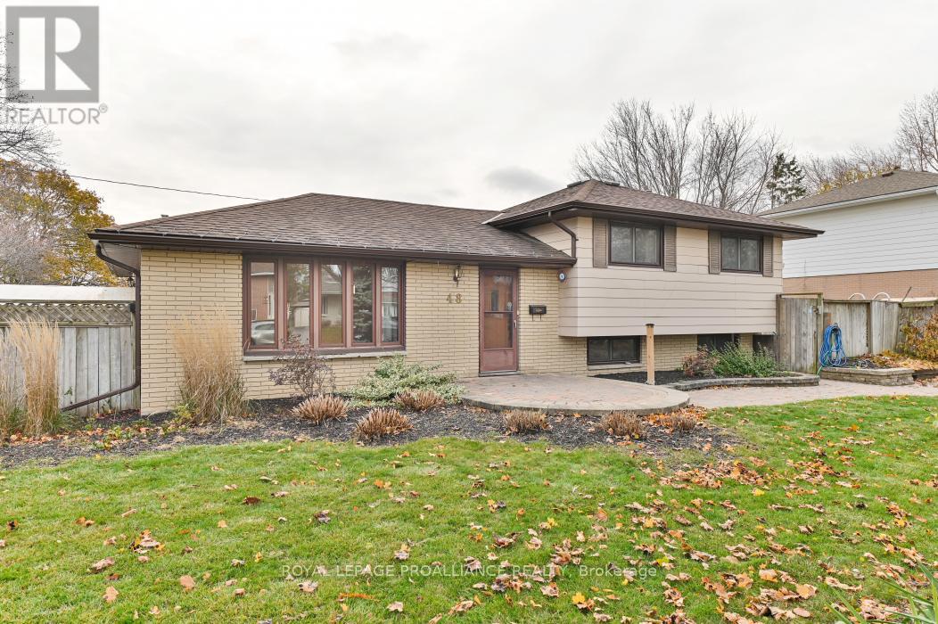 48 JANLYN CRESCENT, Belleville, Ontario