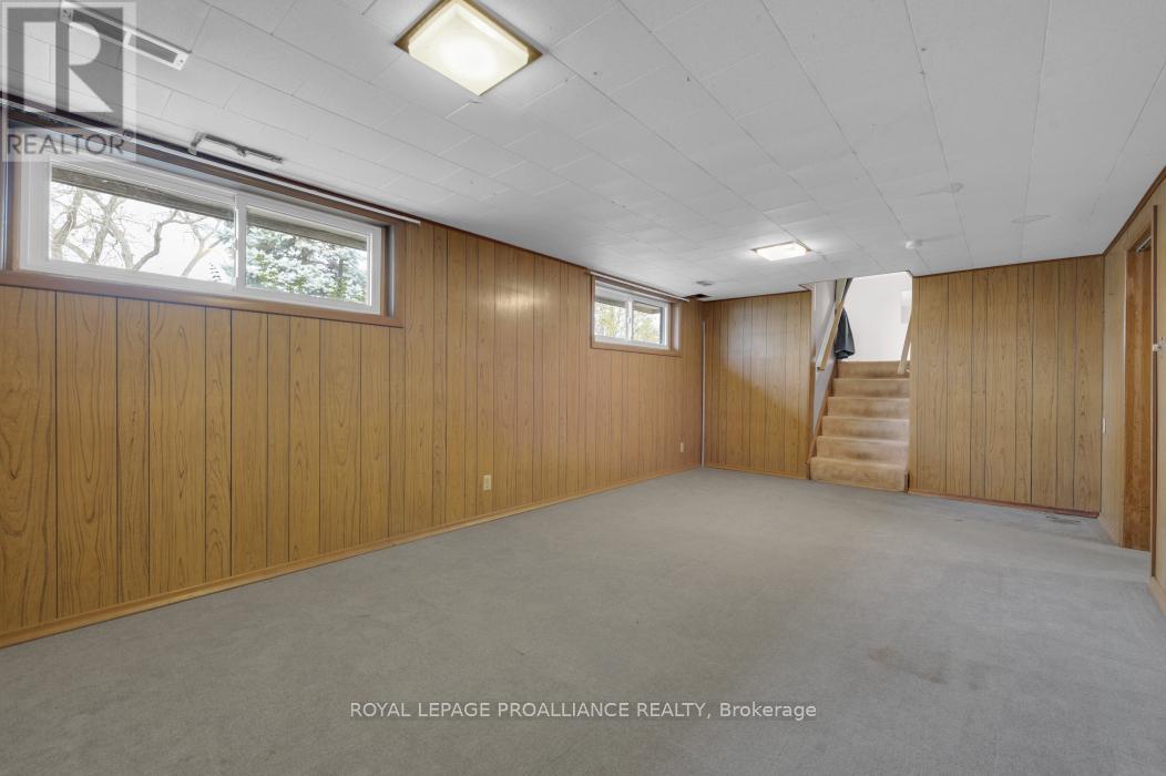 48 Janlyn Crescent, Belleville, Ontario K8N 1L2 - Photo 30 - X12555588