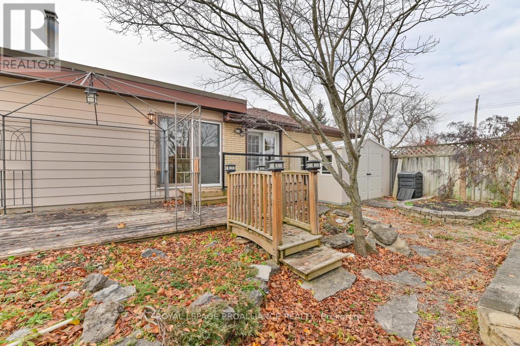 48 Janlyn Crescent, Belleville, Ontario K8N 1L2 - Photo 36 - X12555588
