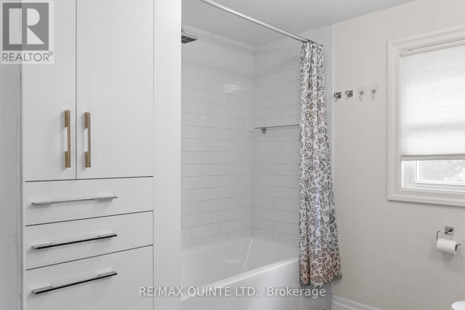 329 Bridge Street E, Belleville, Ontario K8N 1P5 - Photo 23 - X12555602