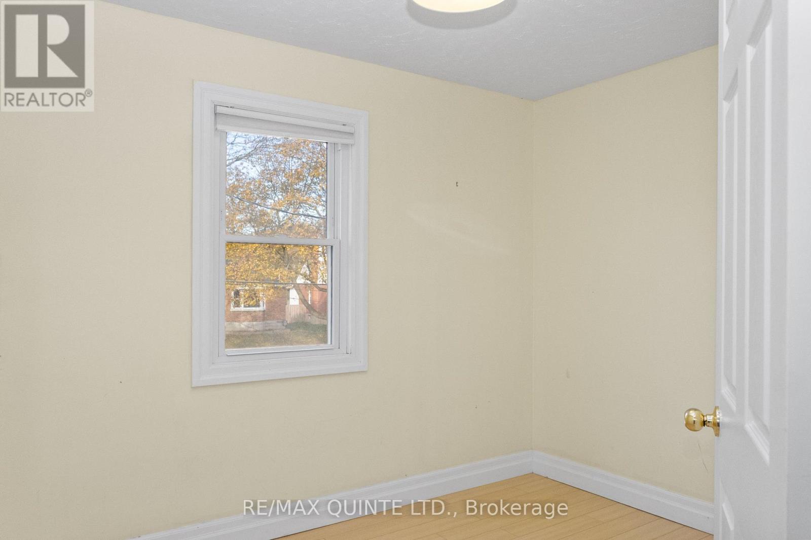 329 Bridge Street E, Belleville, Ontario K8N 1P5 - Photo 28 - X12555602