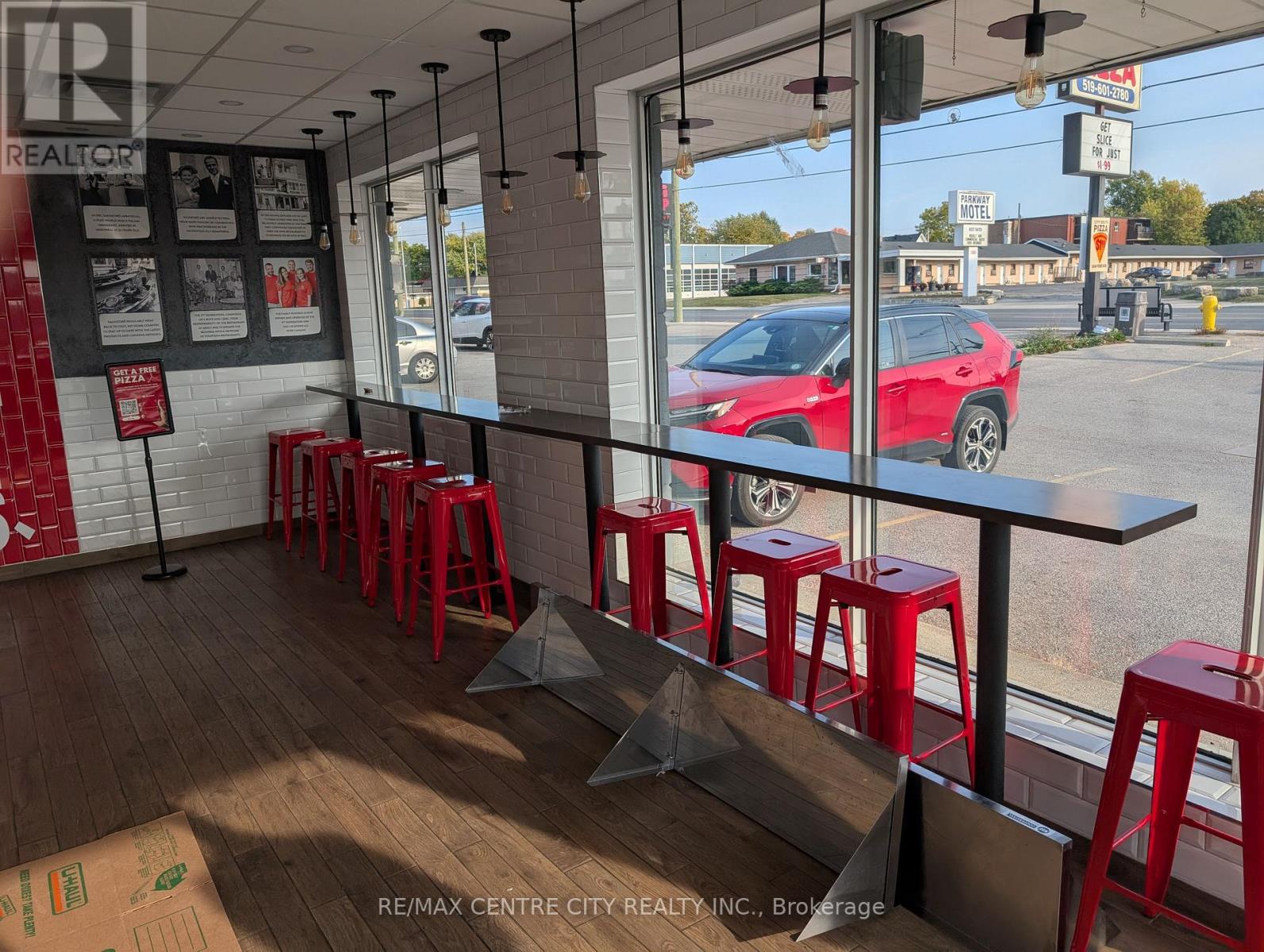 1544 Dundas Street, London East, Ontario  N5W 3C1 - Photo 4 - X12555708