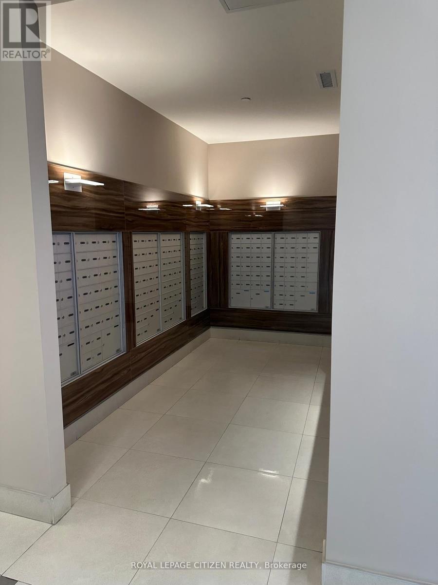 1202 - 9618 Yonge Street N, Richmond Hill, Ontario  L4C 0X5 - Photo 17 - N12555440