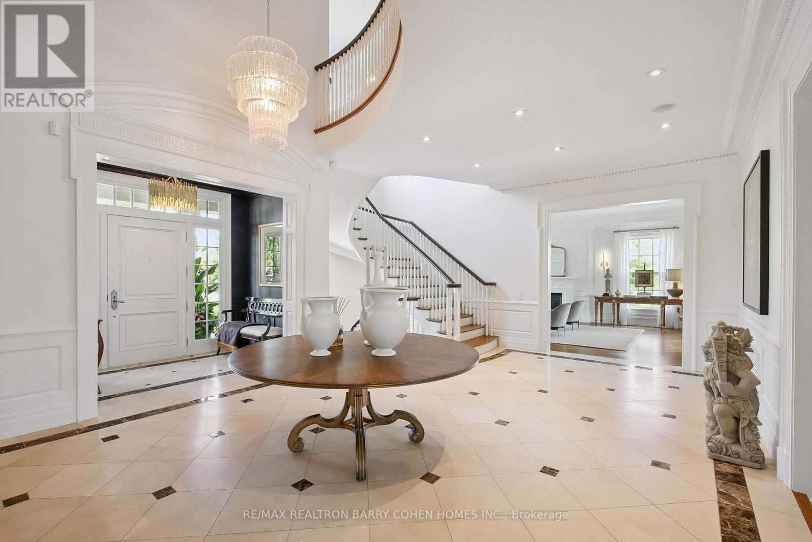 91 Fairfield Drive, King, Ontario  L7B 1L9 - Photo 5 - N12555512