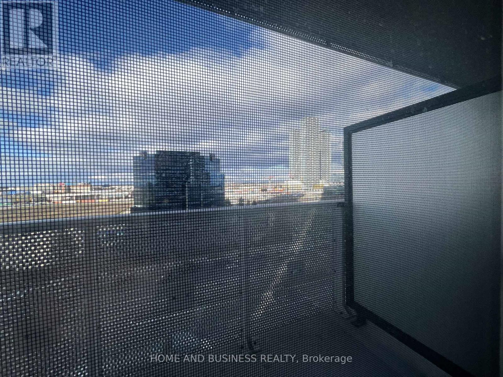 703 - 8 Interchange Way, Vaughan, Ontario  L4K 5Z7 - Photo 12 - N12555516