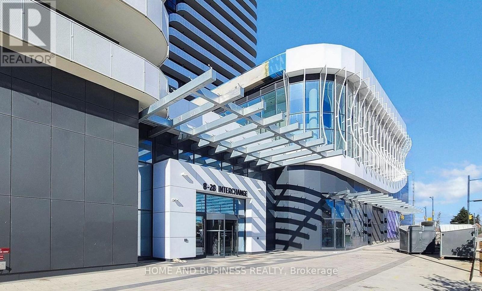 703 - 8 Interchange Way, Vaughan, Ontario  L4K 5Z7 - Photo 2 - N12555516