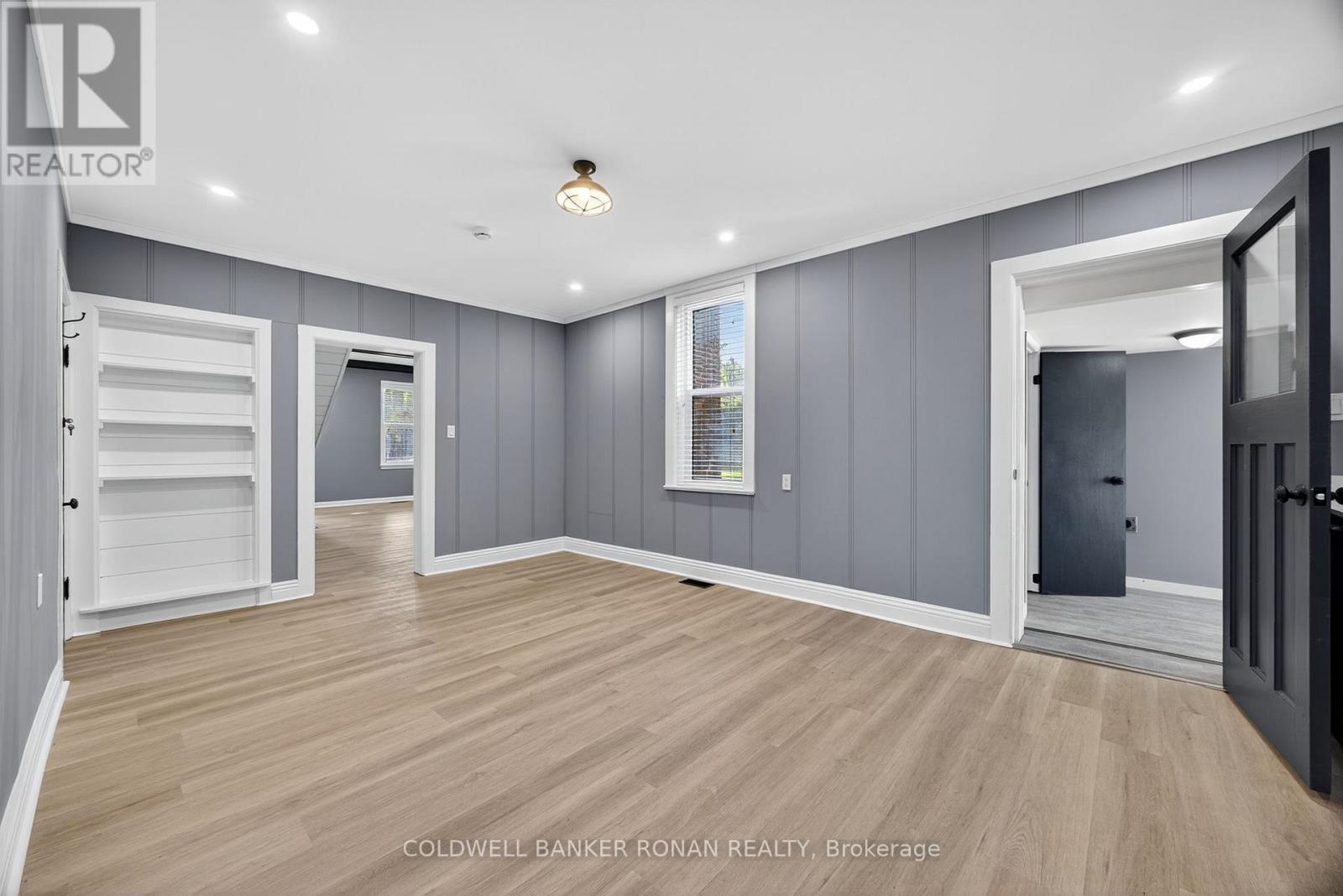 76 Queen Street N, New Tecumseth (Tottenham), Ontario  L0G 1W0 - Photo 12 - N12555538