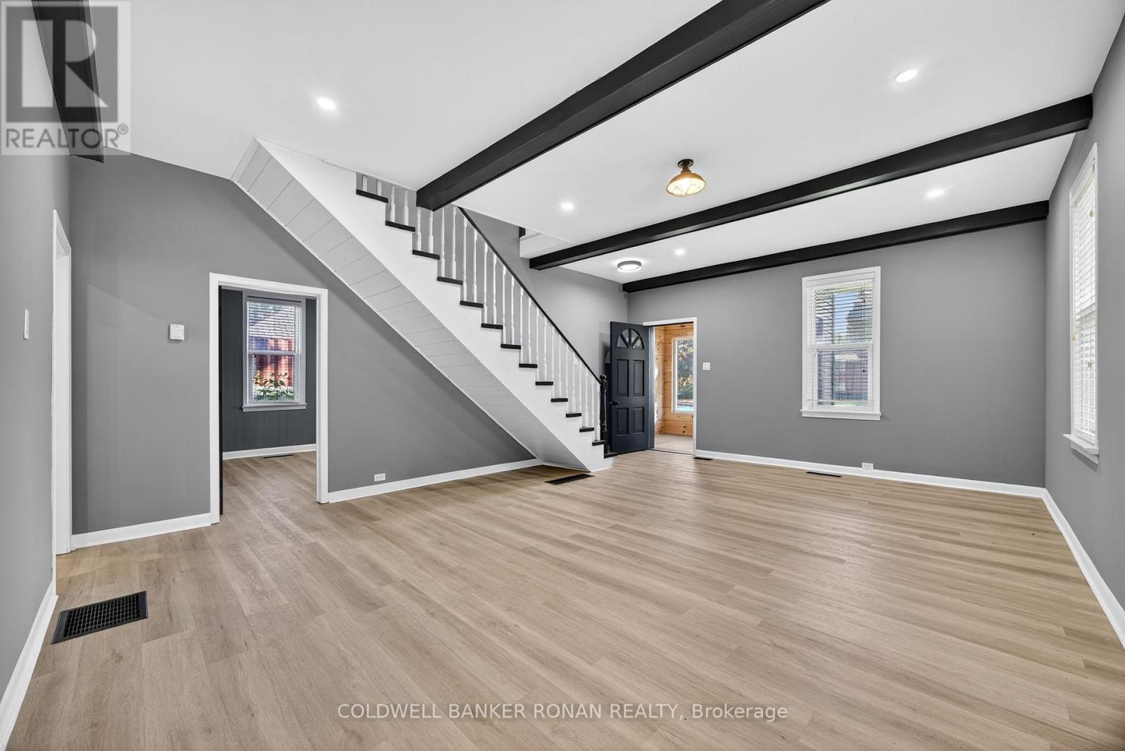 76 Queen Street N, New Tecumseth (Tottenham), Ontario  L0G 1W0 - Photo 15 - N12555538