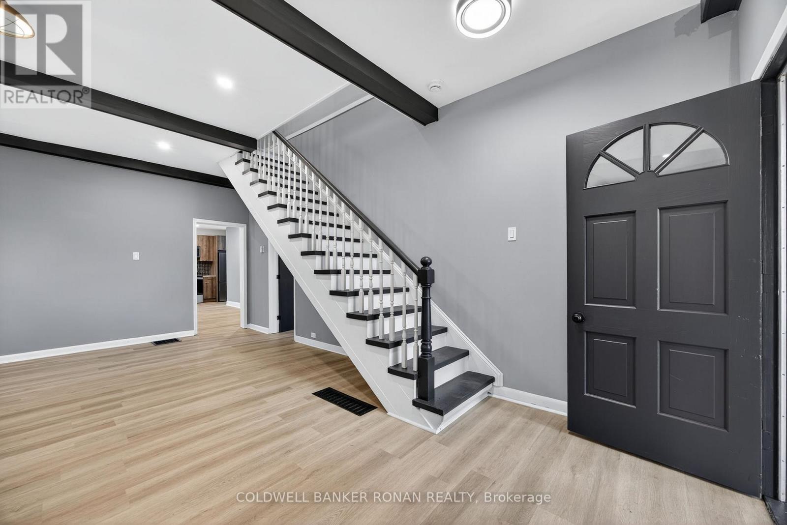 76 Queen Street N, New Tecumseth (Tottenham), Ontario  L0G 1W0 - Photo 24 - N12555538