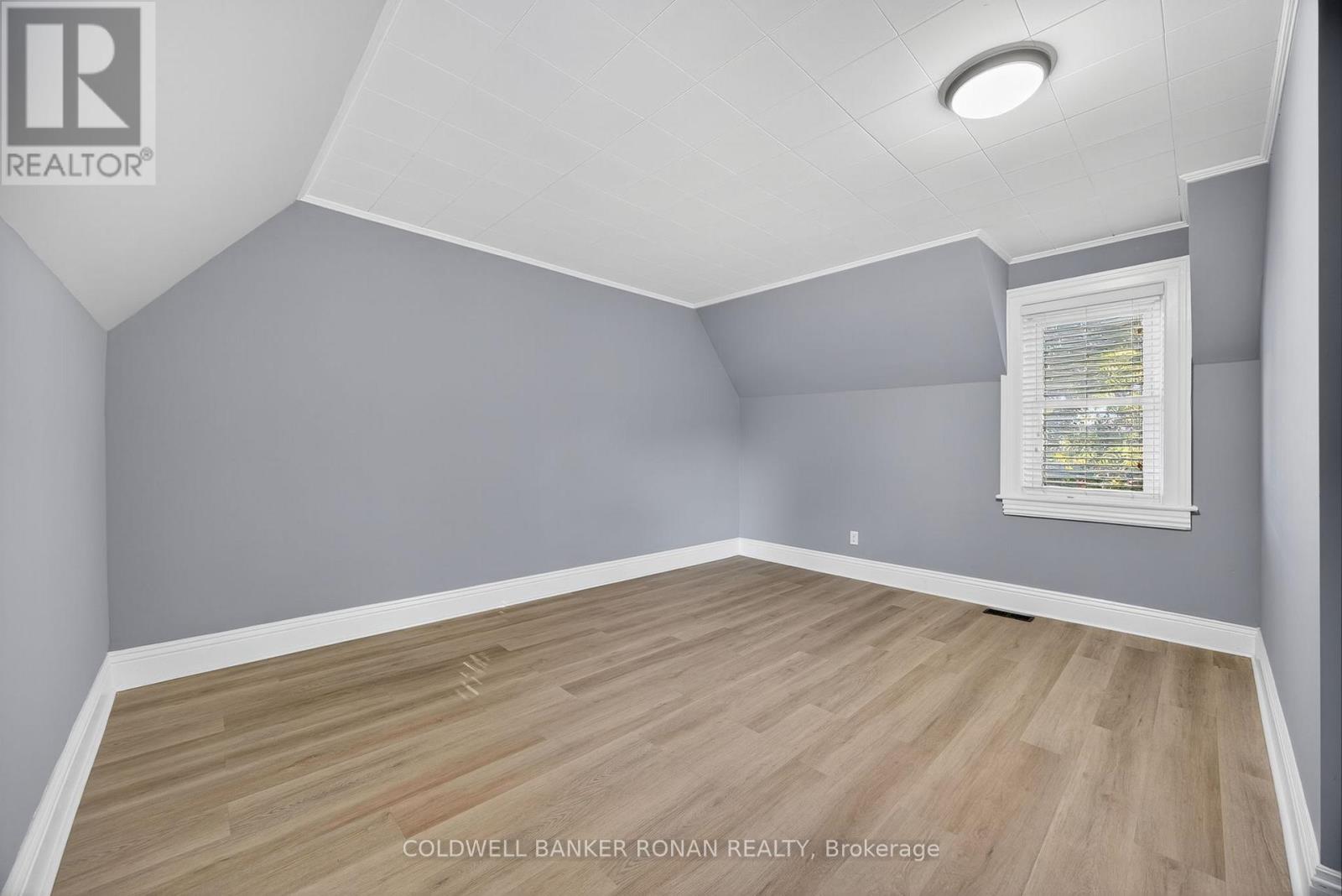 76 Queen Street N, New Tecumseth (Tottenham), Ontario  L0G 1W0 - Photo 25 - N12555538