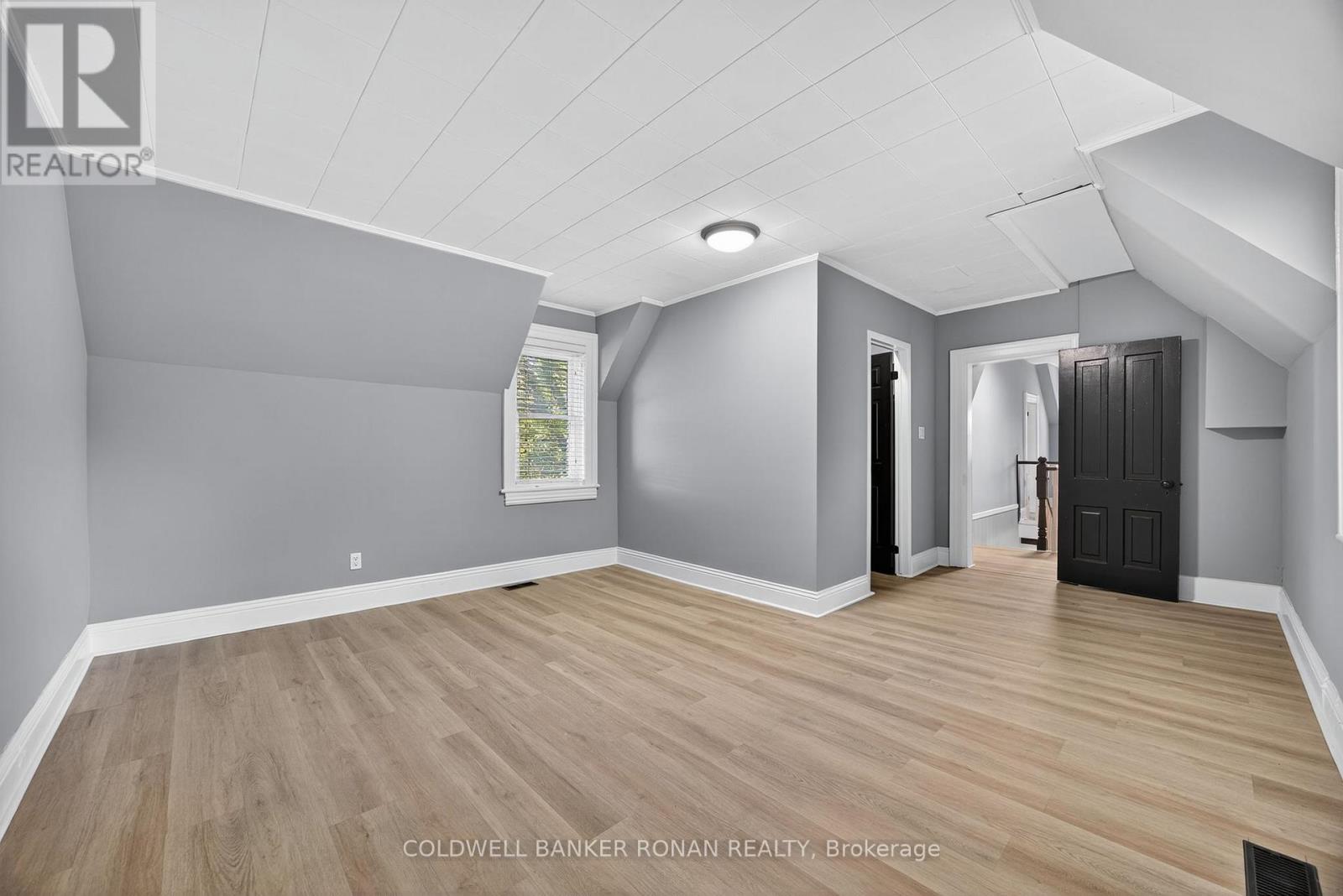 76 Queen Street N, New Tecumseth (Tottenham), Ontario  L0G 1W0 - Photo 26 - N12555538