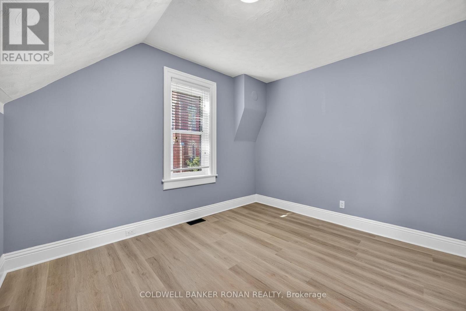 76 Queen Street N, New Tecumseth (Tottenham), Ontario  L0G 1W0 - Photo 28 - N12555538