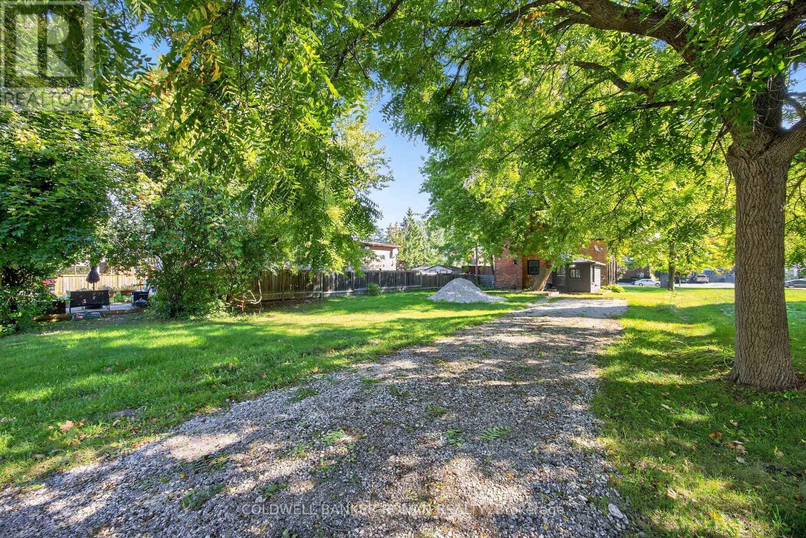 76 Queen Street N, New Tecumseth (Tottenham), Ontario  L0G 1W0 - Photo 37 - N12555538