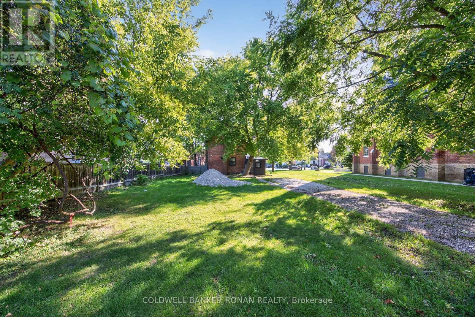 76 Queen Street N, New Tecumseth (Tottenham), Ontario  L0G 1W0 - Photo 38 - N12555538