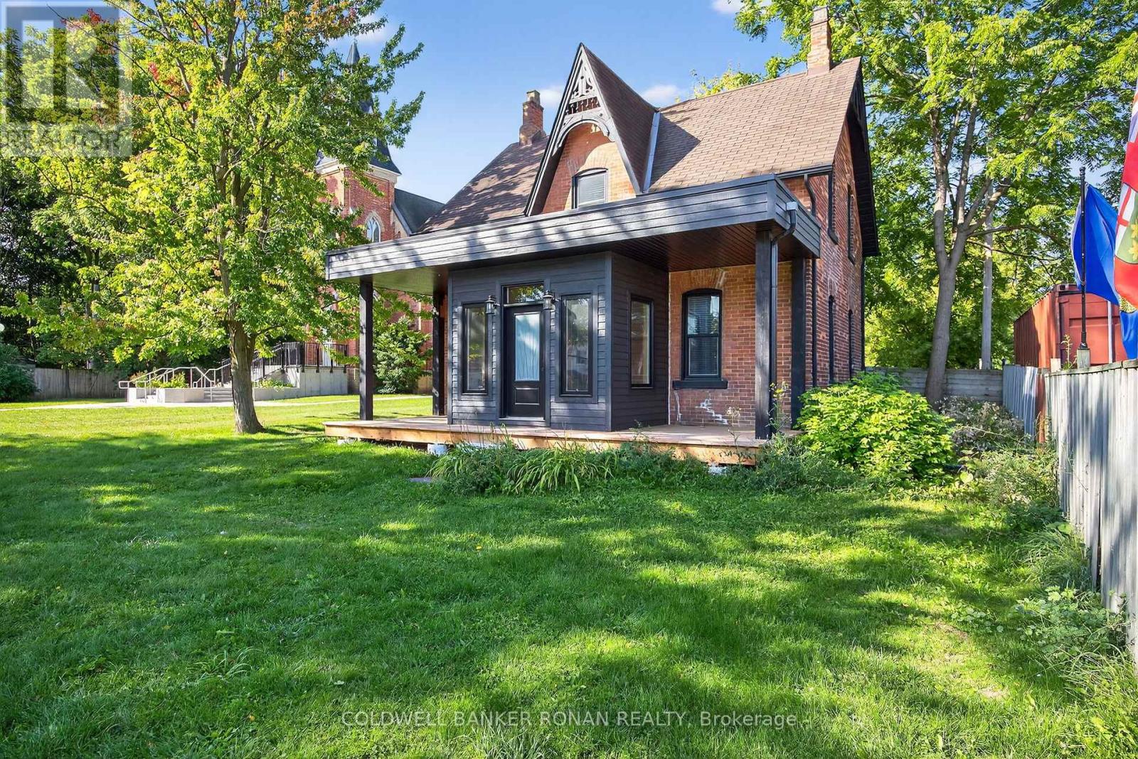 76 Queen Street N, New Tecumseth (Tottenham), Ontario  L0G 1W0 - Photo 5 - N12555538