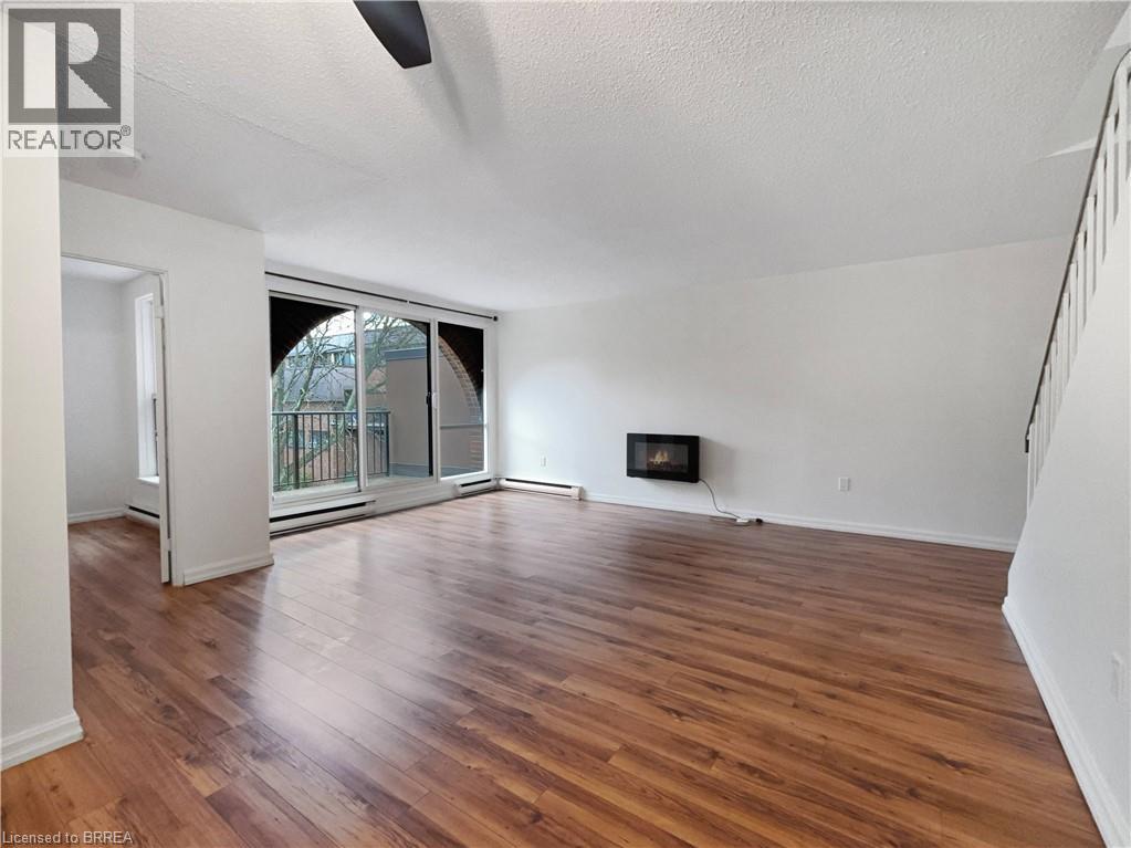 36 Hayhurst Road Unit# 363, Brantford, Ontario  N3R 6Y9 - Photo 4 - 40788039