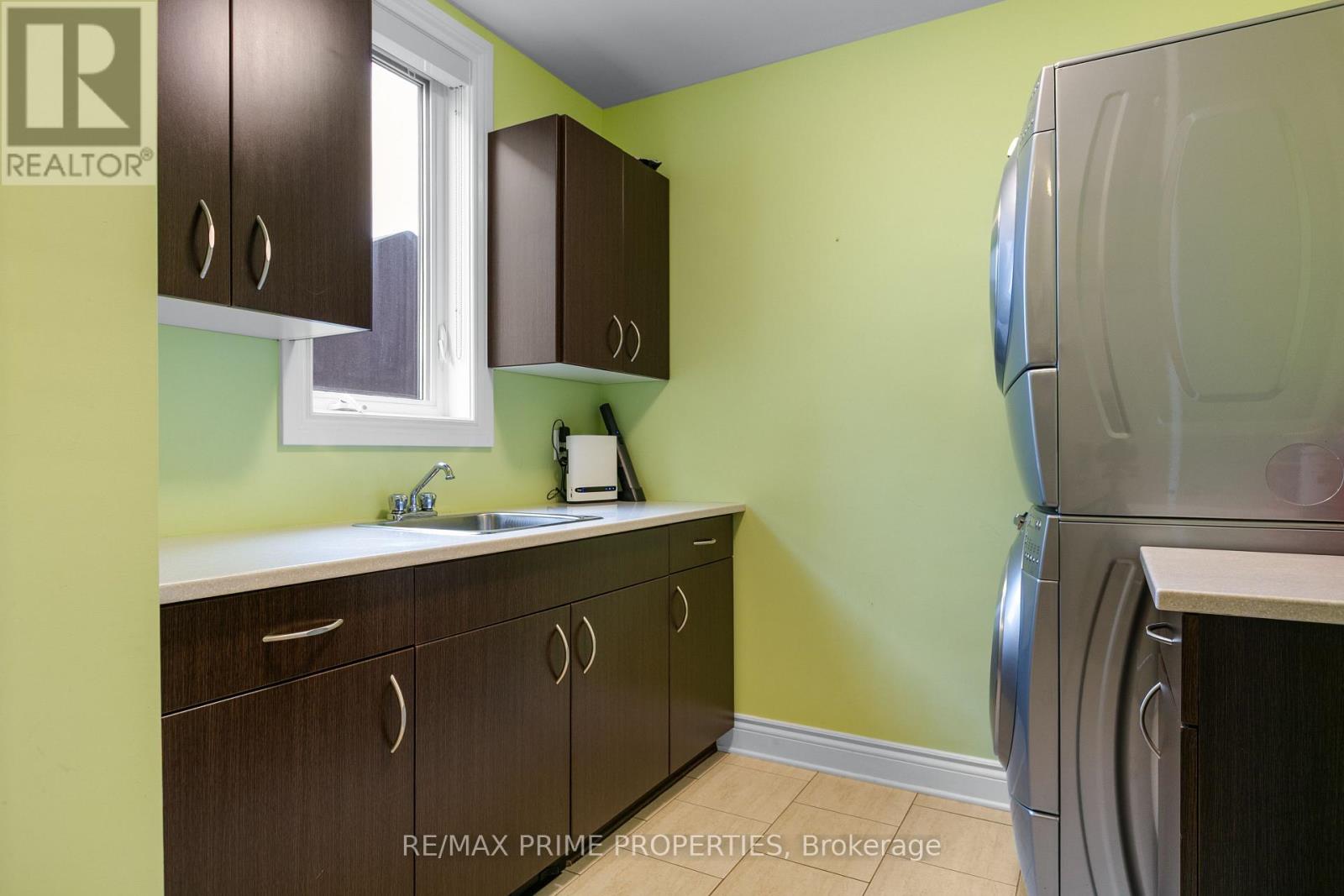 72 Branthaven Street, Ottawa, Ontario K4A 0G9 - Photo 9 - X12555582