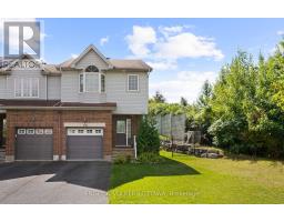 135 CHALLENGE CRESCENT, Ottawa, Ontario