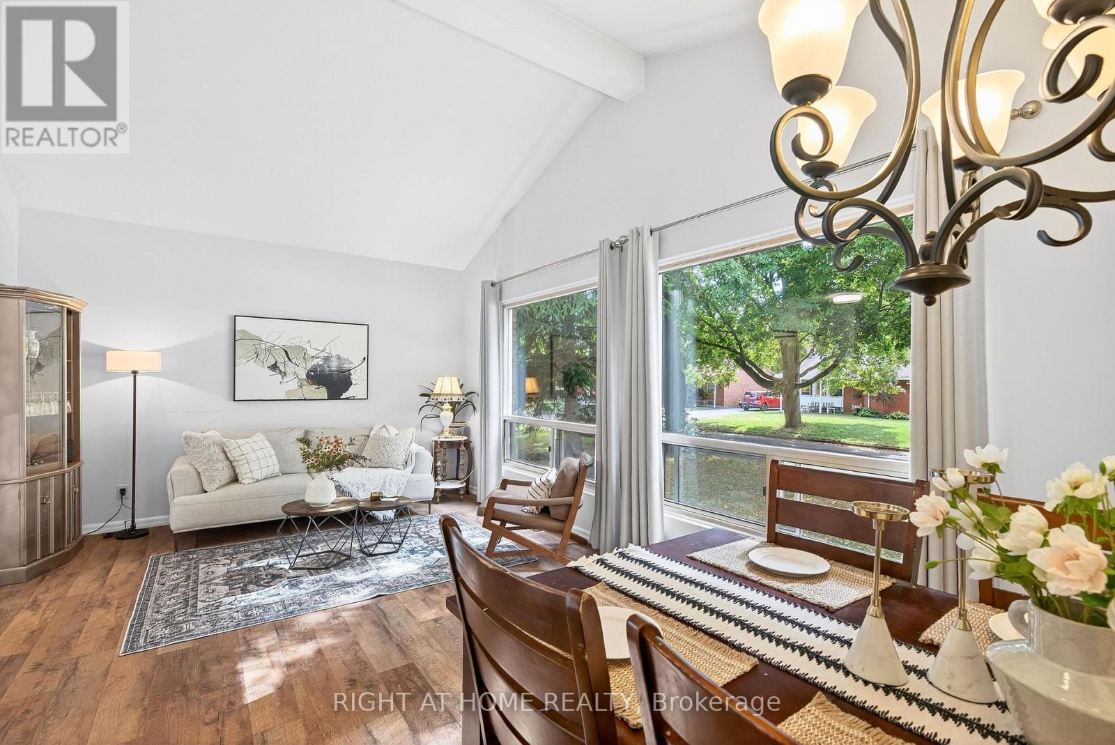 1153 Adirondack Drive, Ottawa, Ontario  K2C 2V2 - Photo 15 - X12555646