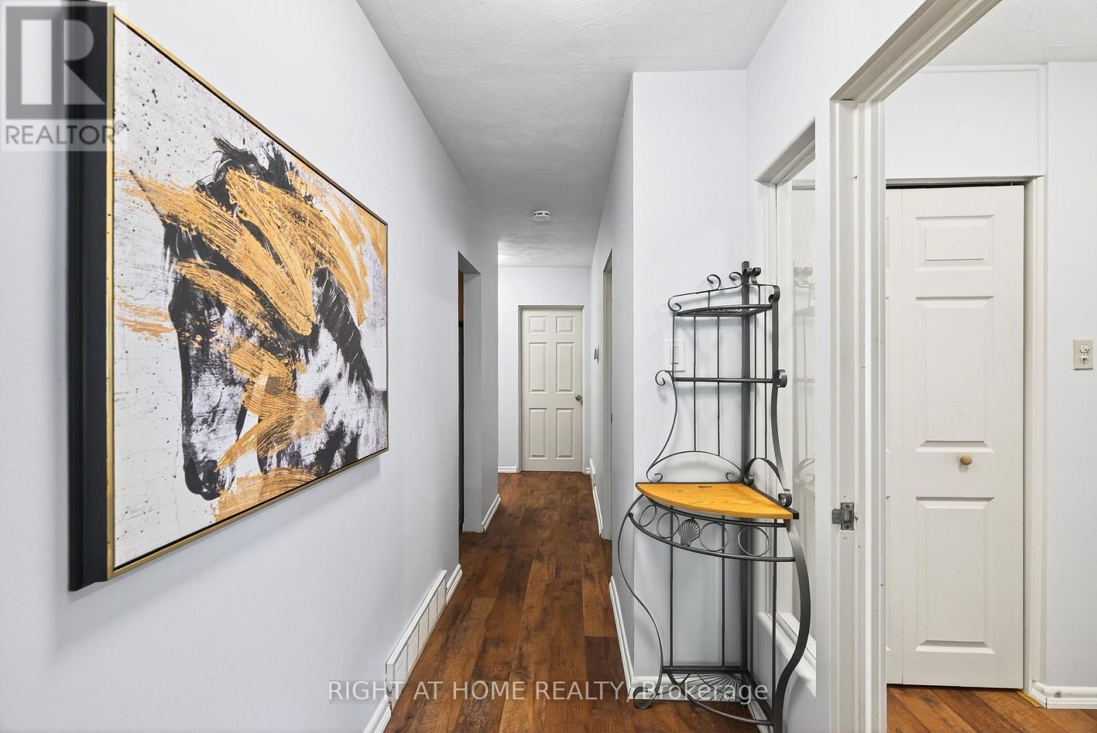 1153 Adirondack Drive, Ottawa, Ontario  K2C 2V2 - Photo 21 - X12555646