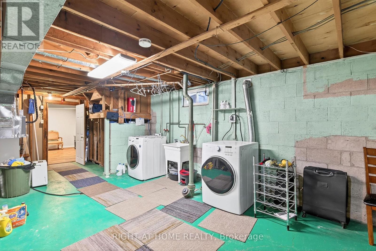 1153 Adirondack Drive, Ottawa, Ontario  K2C 2V2 - Photo 32 - X12555646