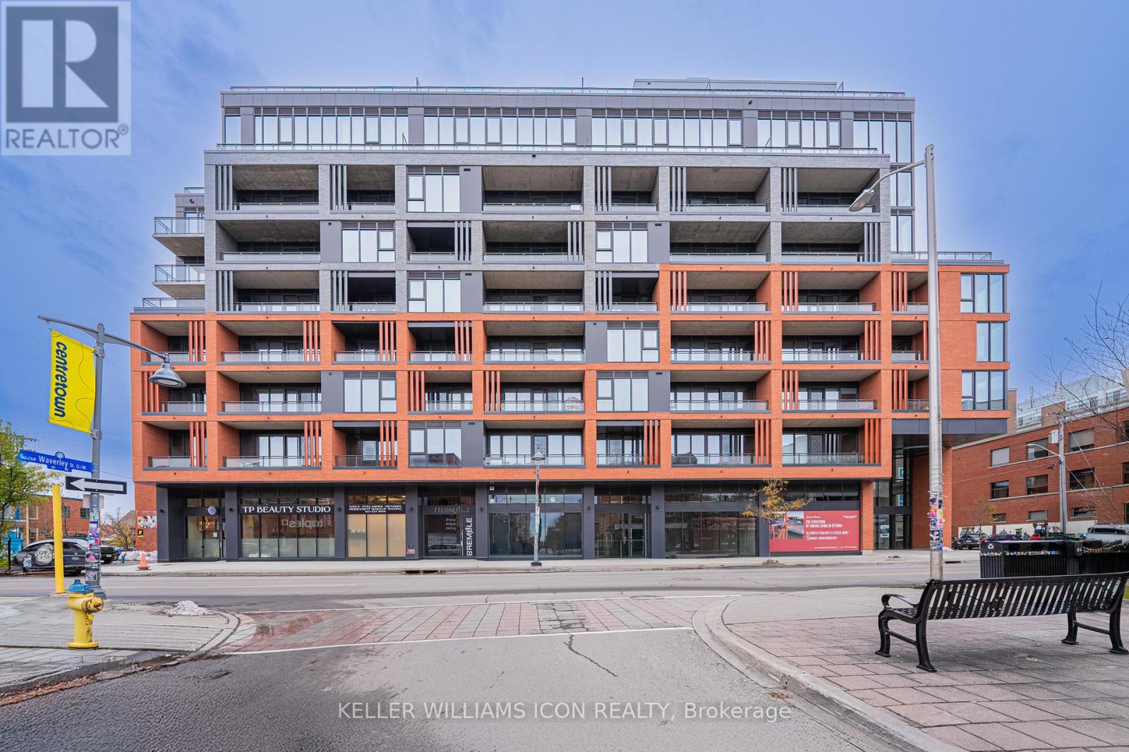 601 - 10 James Street, Ottawa, Ontario K2P 1T2 - Photo 2 - X12555748