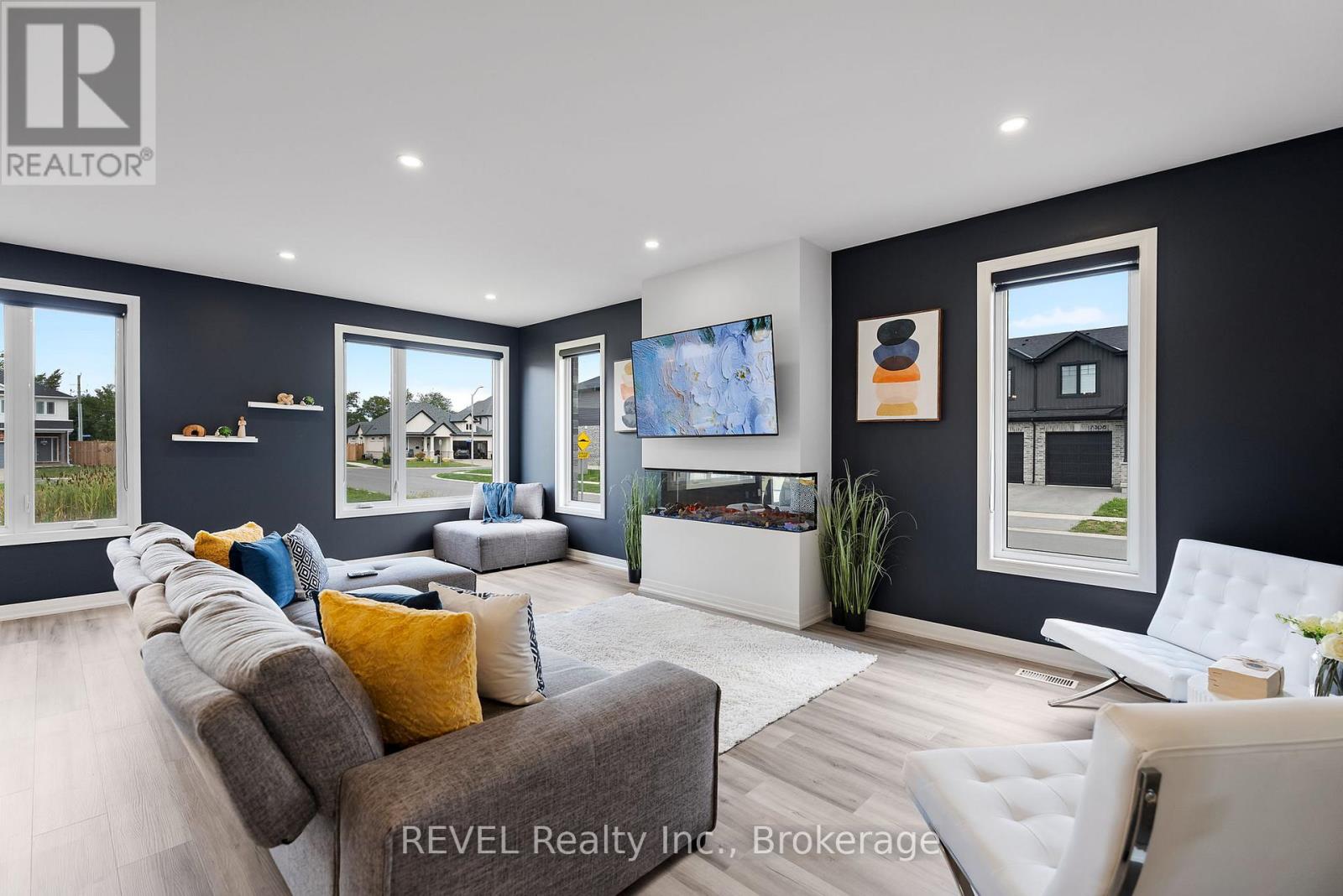 7365 Jonathan Drive, Niagara Falls, Ontario  L2H 3T3 - Photo 11 - X12555668