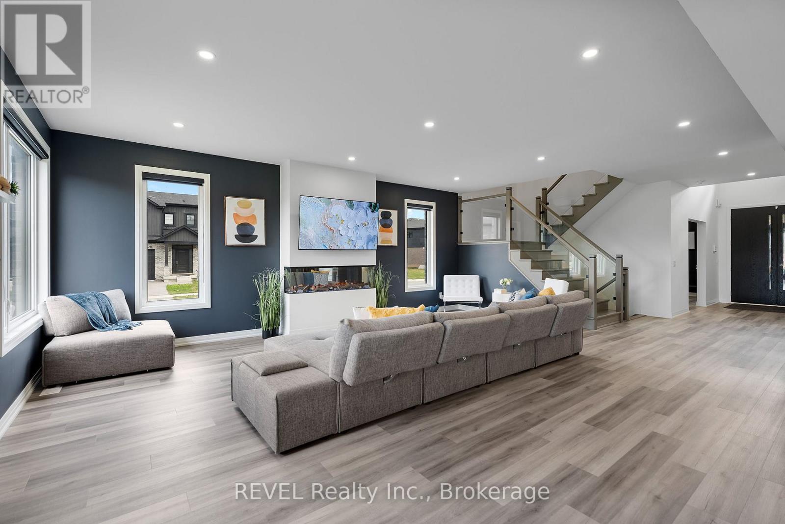 7365 Jonathan Drive, Niagara Falls, Ontario  L2H 3T3 - Photo 12 - X12555668