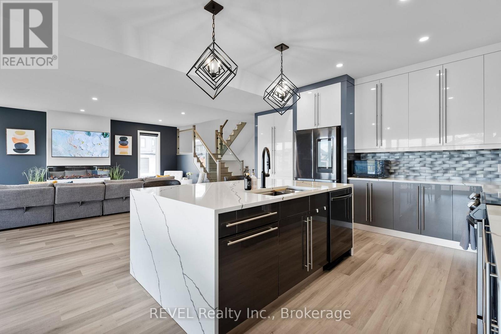 7365 Jonathan Drive, Niagara Falls, Ontario  L2H 3T3 - Photo 15 - X12555668