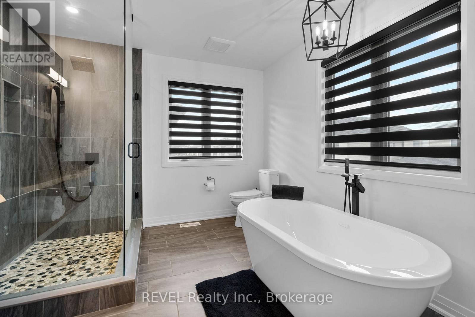 7365 Jonathan Drive, Niagara Falls, Ontario  L2H 3T3 - Photo 29 - X12555668