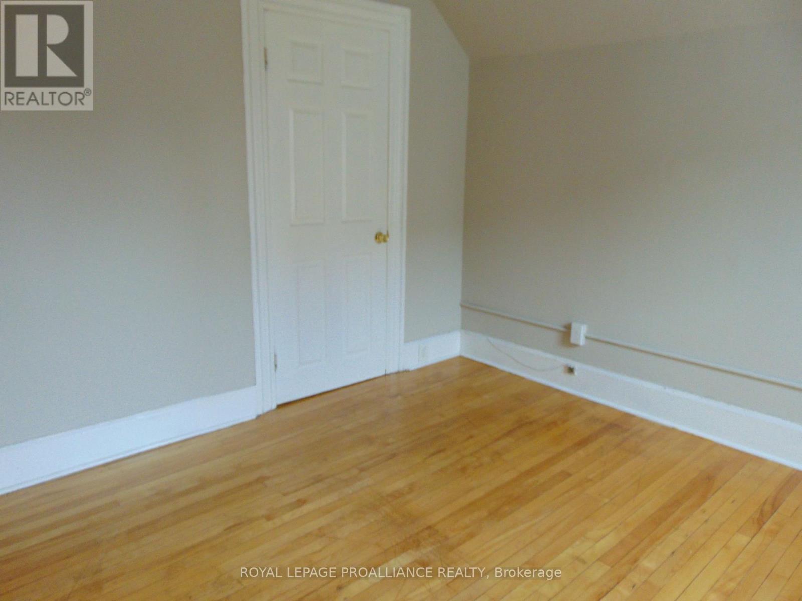 1 - 81 Bethune Street, Brockville, Ontario  K6V 2C9 - Photo 14 - X12555616