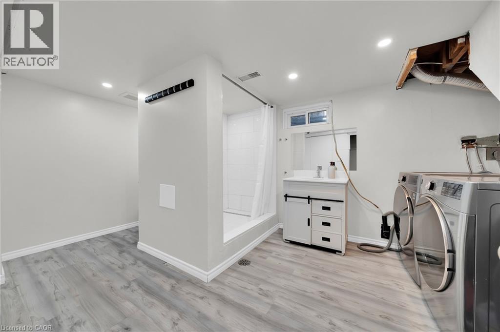 43 Elma Street, St. Catharines, Ontario  L2N 6Z2 - Photo 16 - 40789094