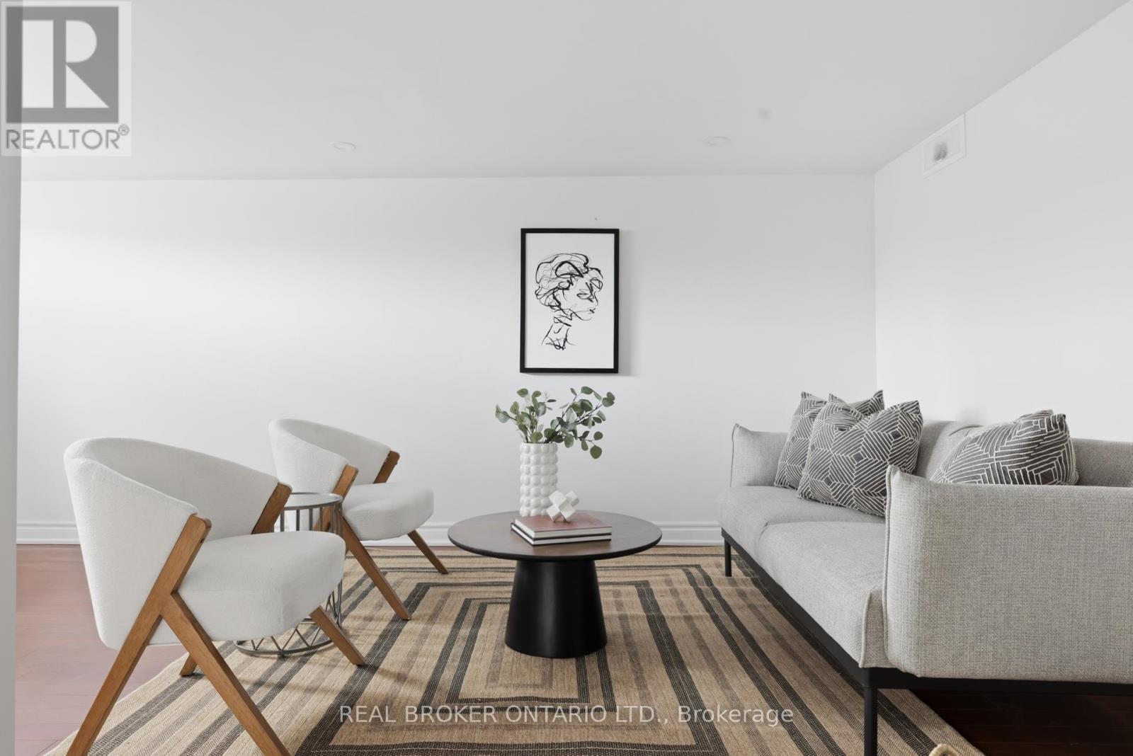 1324 Lawrence Avenue W, Toronto, Ontario  M6L 1A7 - Photo 20 - W12555428