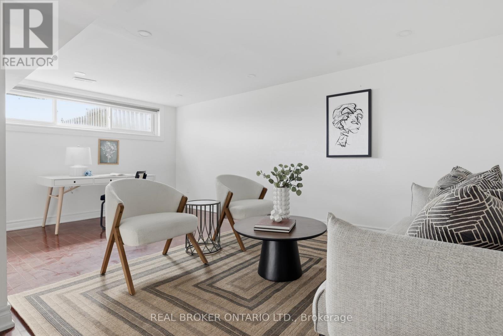 1324 Lawrence Avenue W, Toronto, Ontario  M6L 1A7 - Photo 21 - W12555428