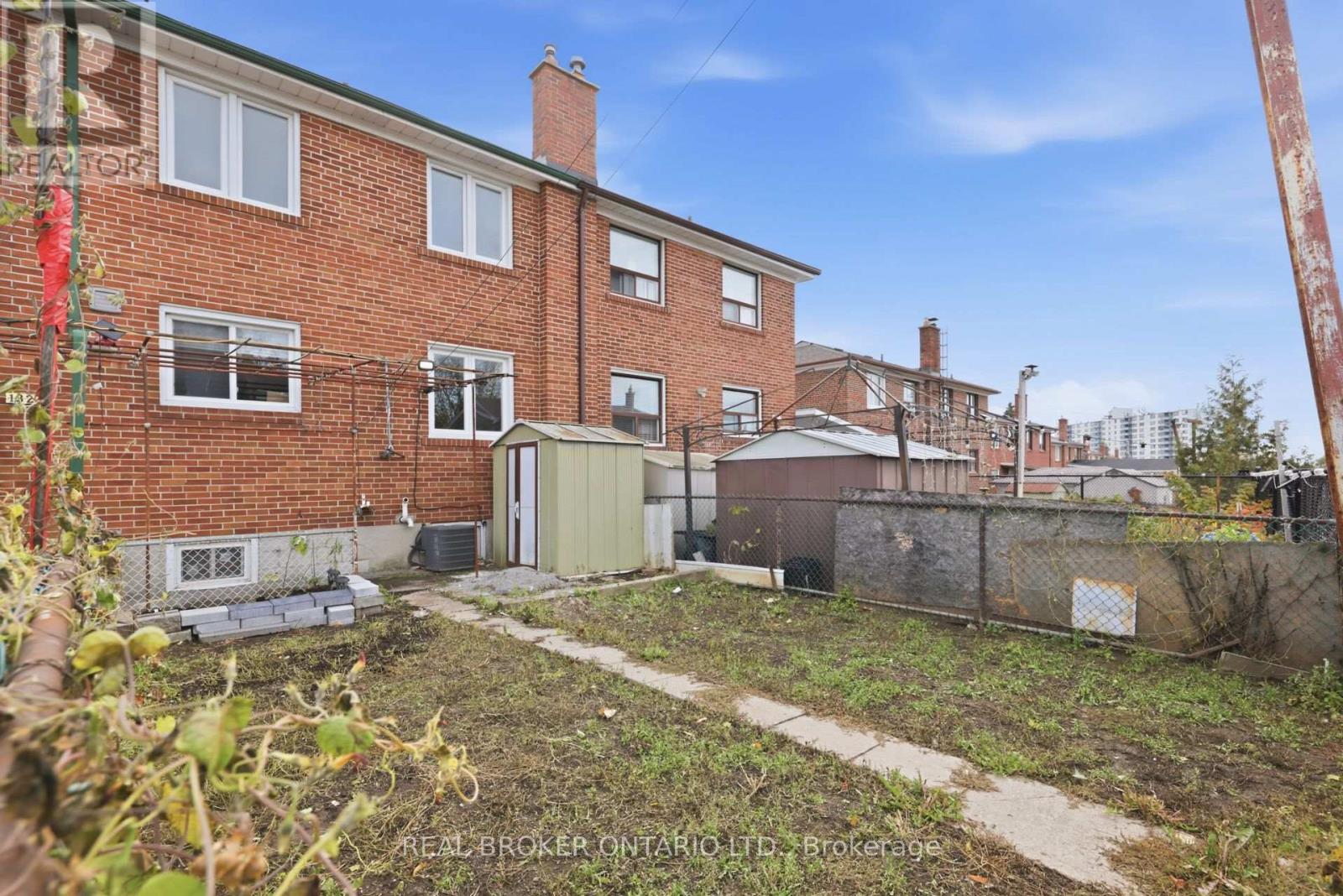 1324 Lawrence Avenue W, Toronto, Ontario  M6L 1A7 - Photo 25 - W12555428