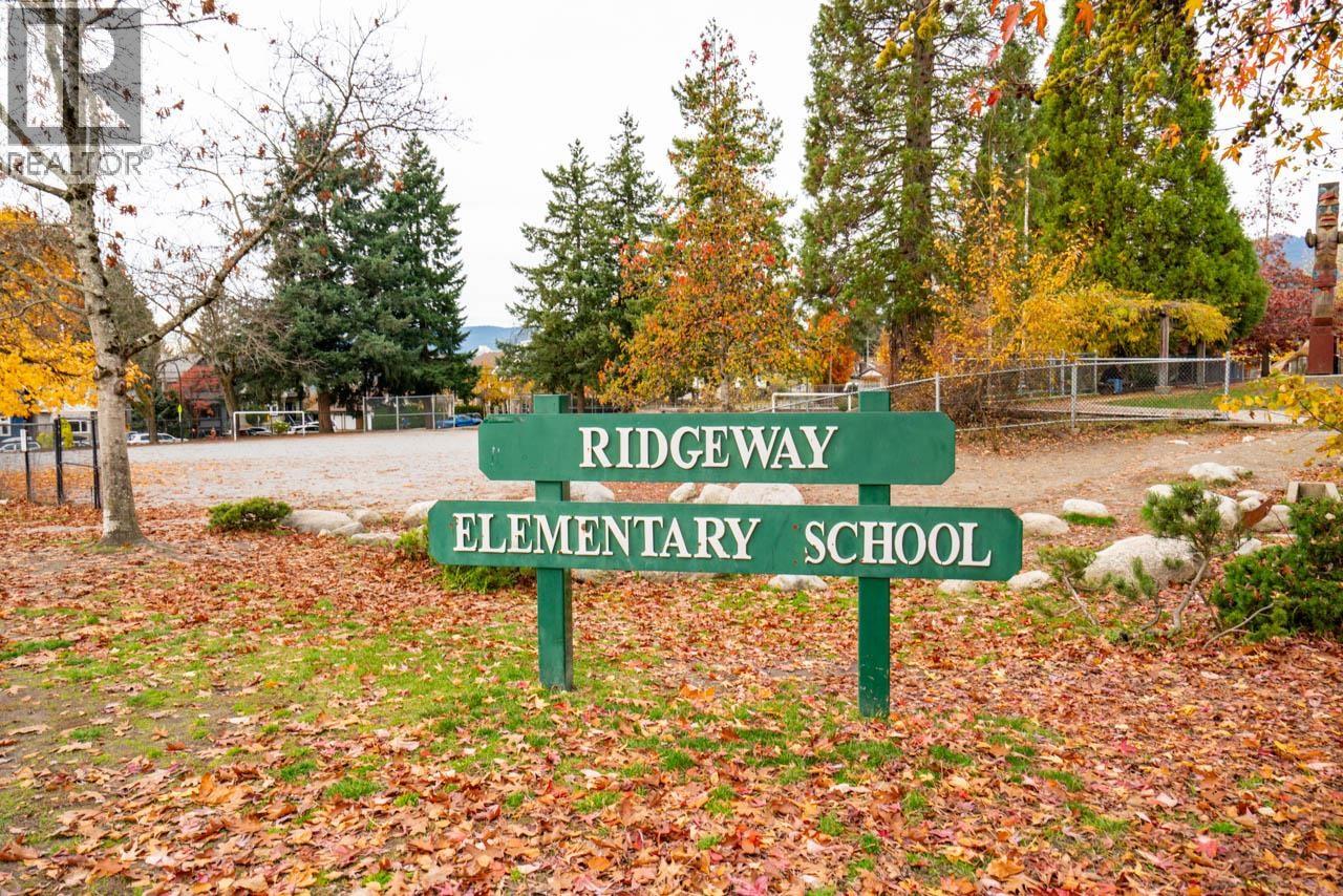 323 E Keith Road, North Vancouver, British Columbia  V7L 1V6 - Photo 25 - R3067177