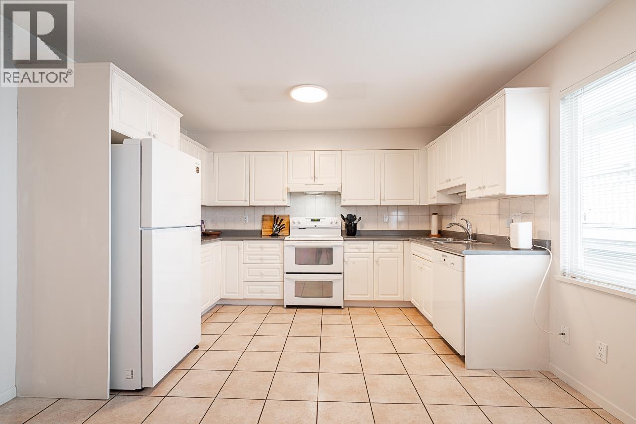 323 E Keith Road, North Vancouver, British Columbia  V7L 1V6 - Photo 5 - R3067177