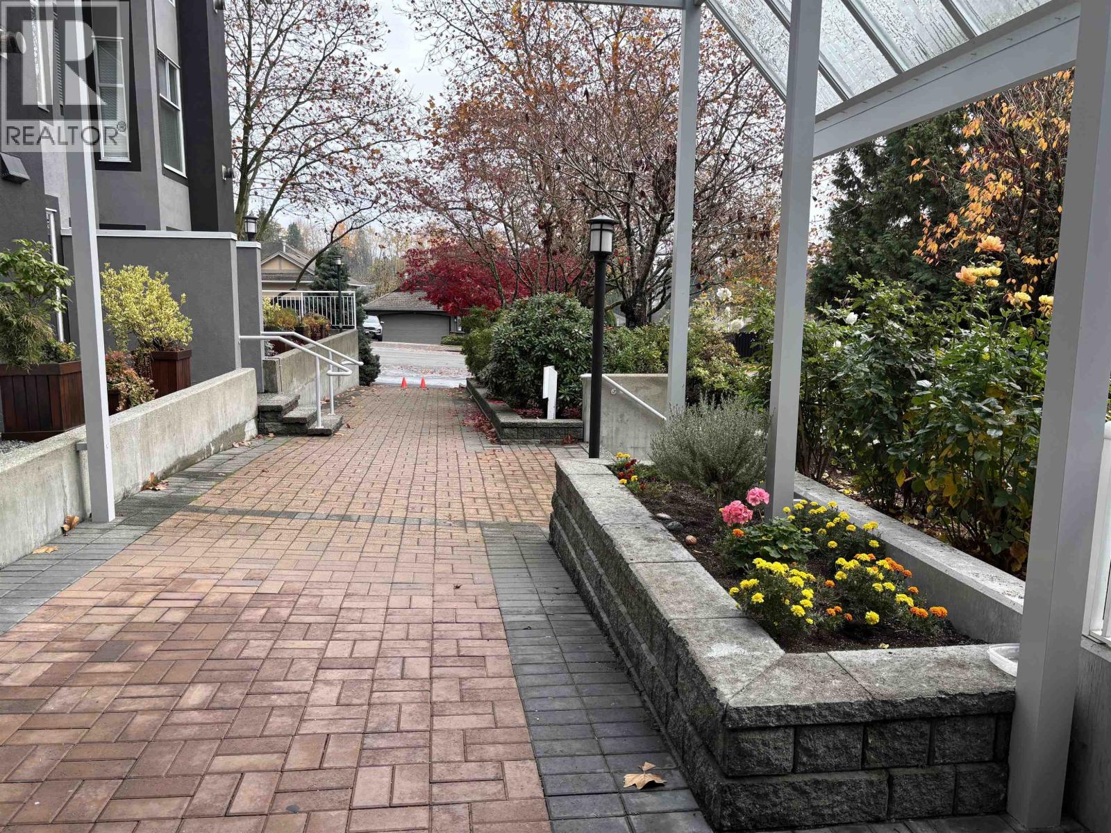 208 11609 227 Street, Maple Ridge, British Columbia  V2X 2L9 - Photo 4 - R3068051