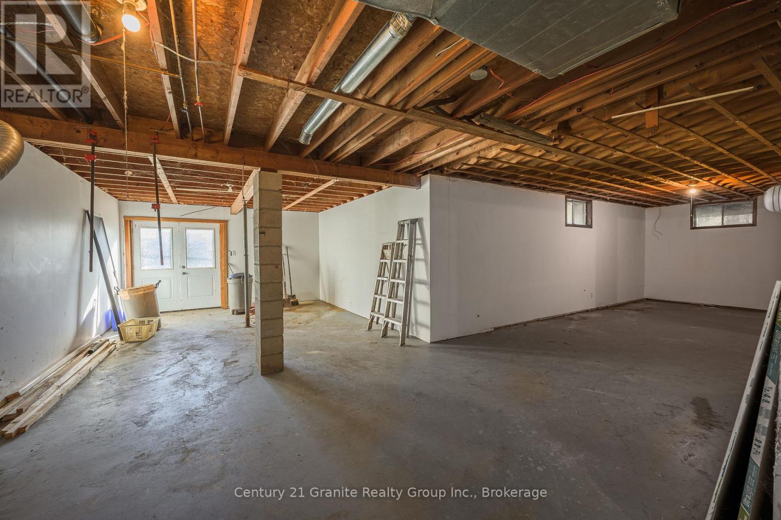 1309 Nila Road, Dysart Et Al, Ontario  K0M 1S0 - Photo 24 - X12555714