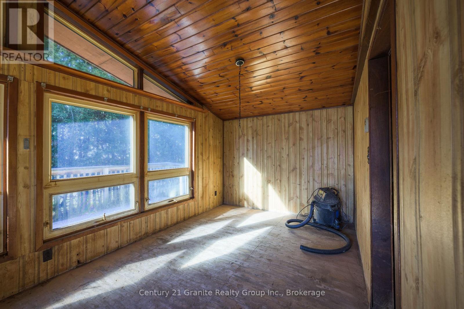 1309 Nila Road, Dysart Et Al, Ontario  K0M 1S0 - Photo 9 - X12555714