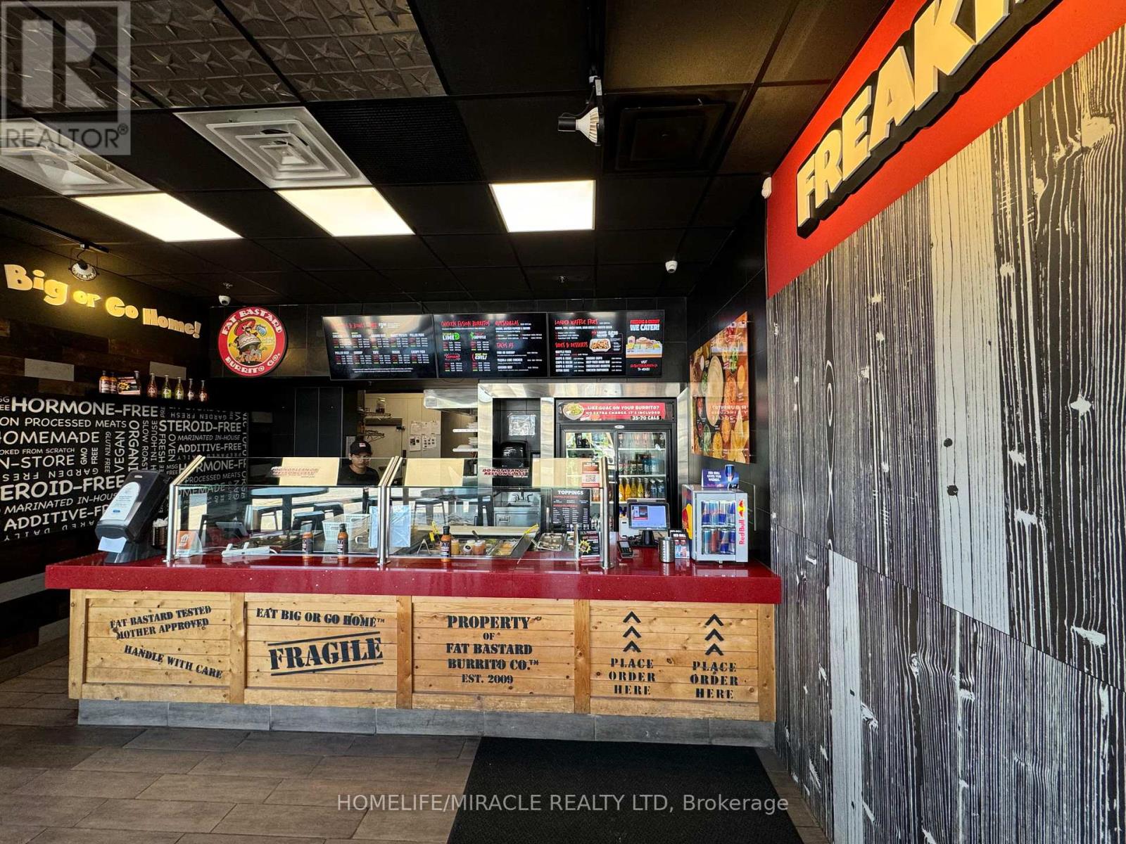 351 Kent Street W, Kawartha Lakes, Ontario K9V 2Z7 - Photo 2 - X12555496