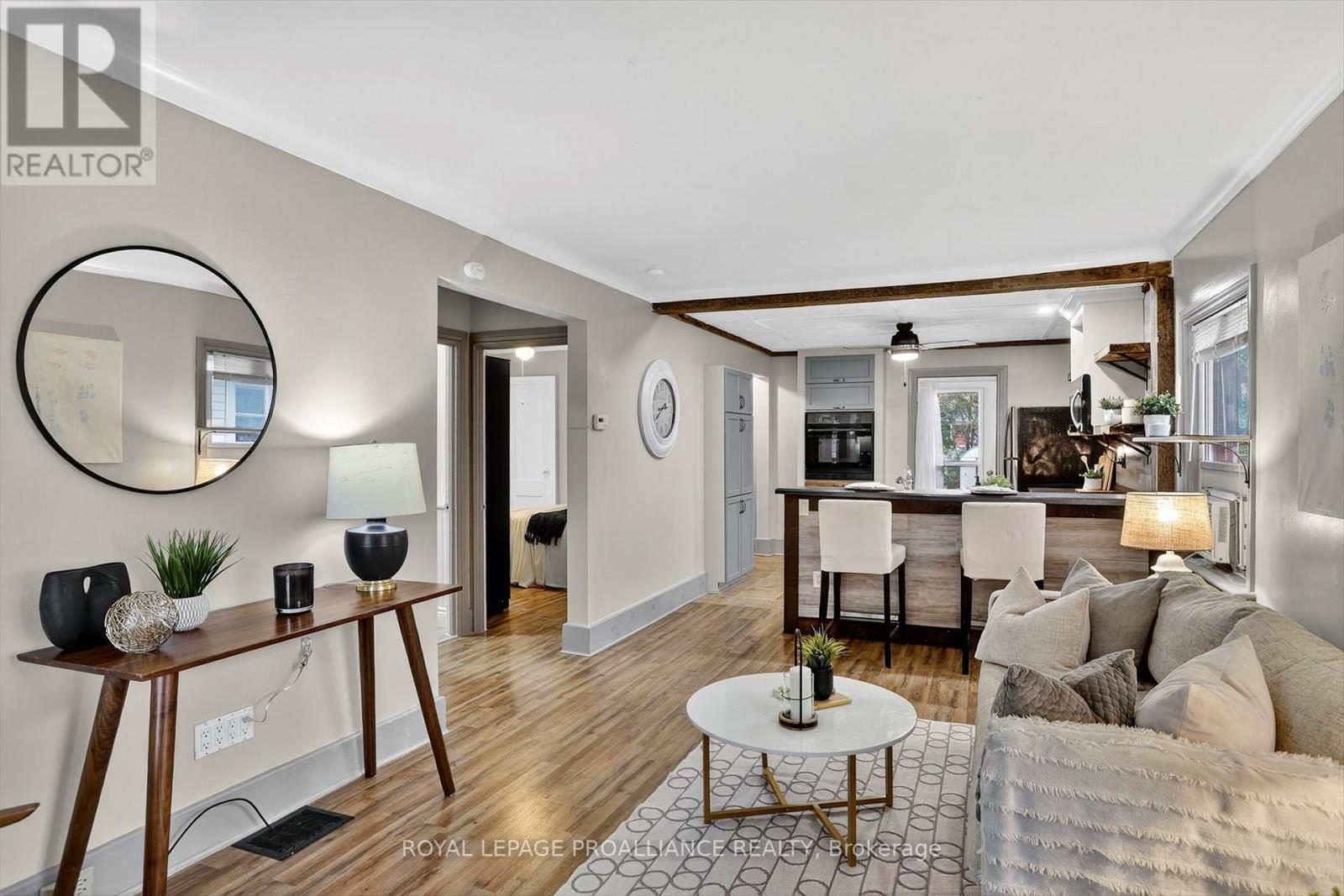 410 Dublin Street, Peterborough, Ontario  K9H 3C9 - Photo 8 - X12517246